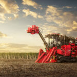 Case IH avança com máquinas a etanol e amplia testes no campo